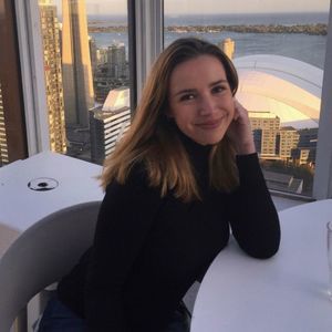 Meet your Posher, Veronica